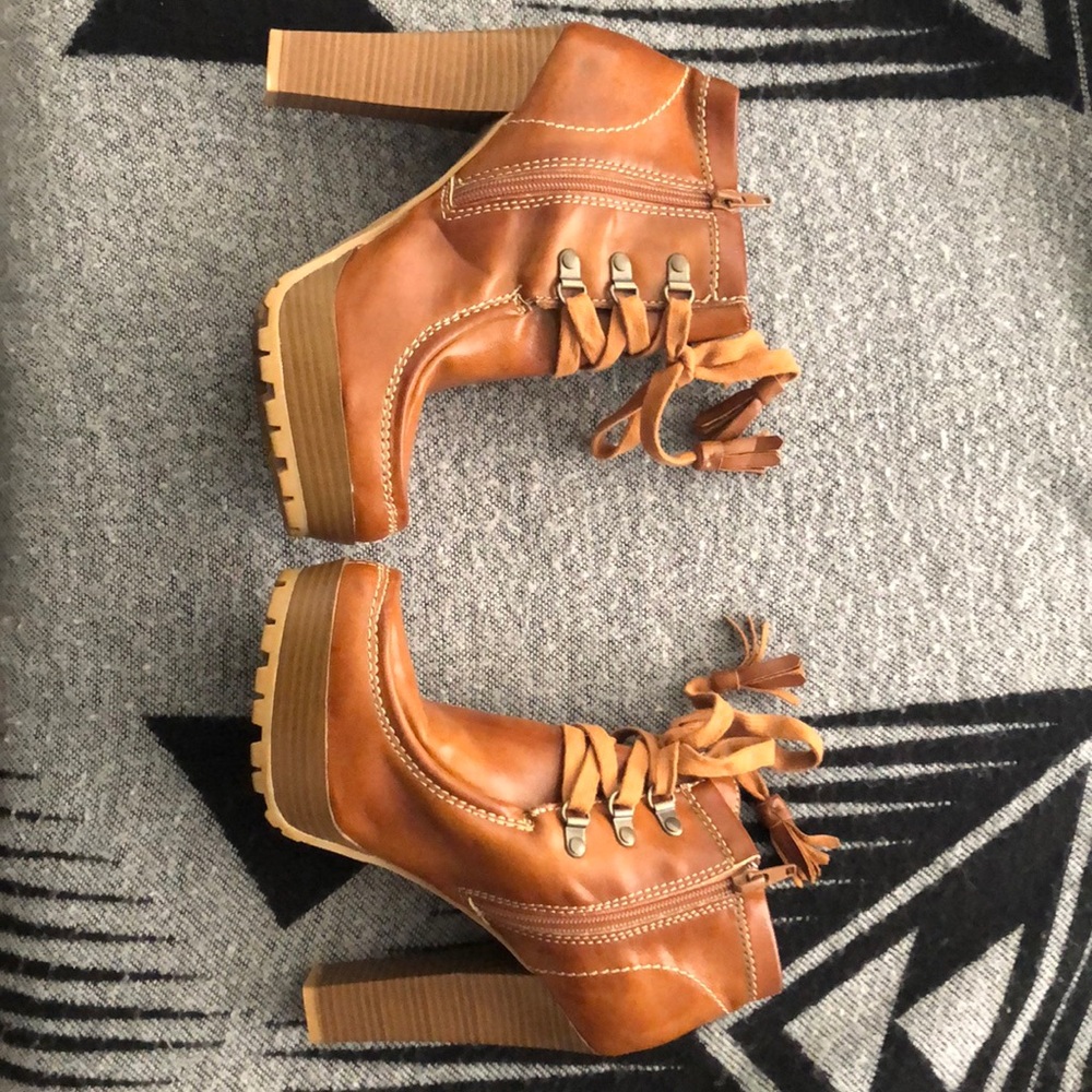 Mia Leather Lace Up Boot